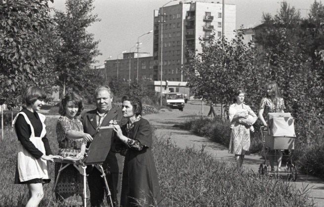 Жизнь молодых омичей в Нефтяниках кипела в 1970-х | Источник: А. Чепурко / pastvu.com