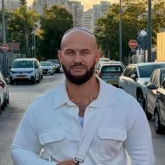 Джиган сбежал из рехаба и устроил кутеж? Рэпера привезли в невменяемом состоянии