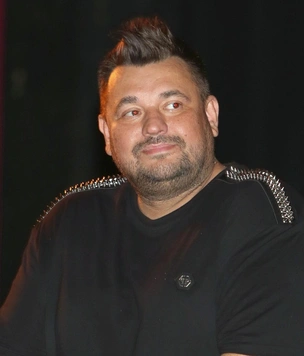 «Мы его таким и не помним»: Сергей Жуков показал архивные фото «Руки Вверх»