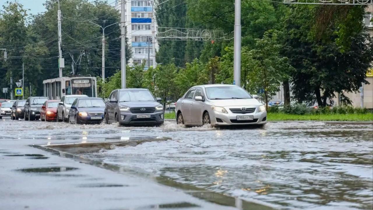 Ливни и грозы вместо жары: неутешительный прогноз погоды на выходные в Уфе и Башкирии 