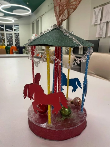 Поделка трехлетнего Вани | Источник: читательница НГС