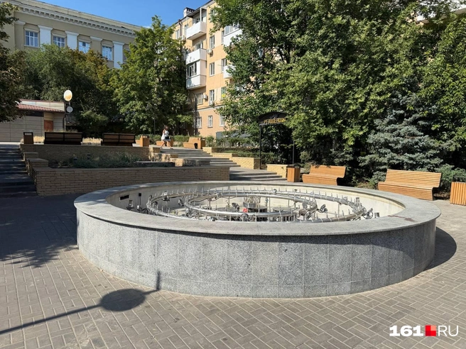 Фонтан в Буденновском сквере | Источник: Евгений Вдовин / 161.RU