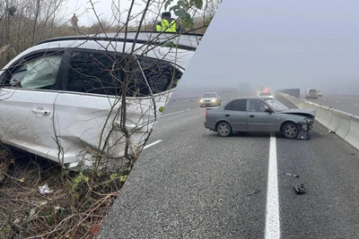 Два Hyundai врезались в бетон на трассе Минеральные Воды — Кисловодск