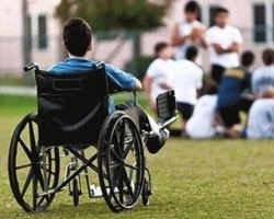 В 32 свердловских школах создадут условия для обучения детей-инвалидов | www.e1.ru
