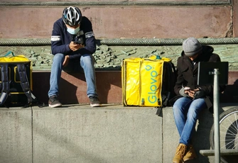 Можете ли вы отнести себя к прекариату? Объясняем, что это и как он отличается в России и за рубежом