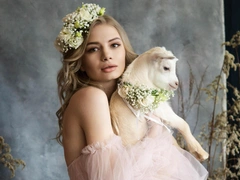 Что такое «белая коза» и зачем женщины добровольно колют ее в лицо
