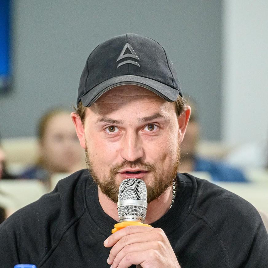 <p>Юрий Скоробогатов</p>