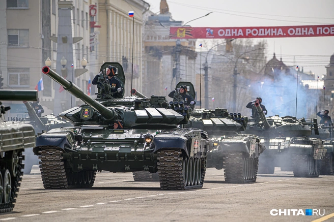 В механизированной колонне пройдет более 50 единиц техники | Источник: Олег Фёдоров / CHITA.RU