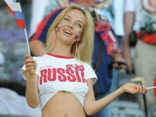 Самая красивая российская болельщица рыдала после грязных слухов