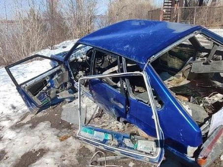 Владелец обязан убрать «Ладу» до 18 апреля | Источник: мэрия Новосибирска