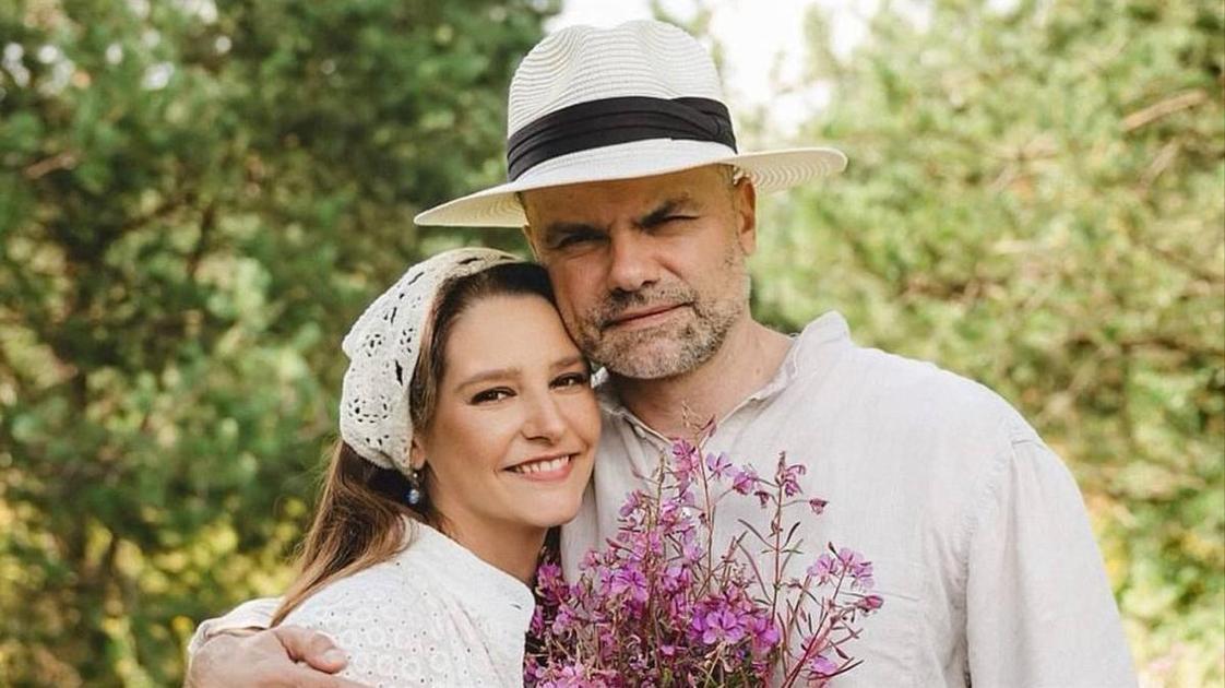 Идеальный муж Глафиры Тархановой: родила от него 5 детей за 20 лет брака