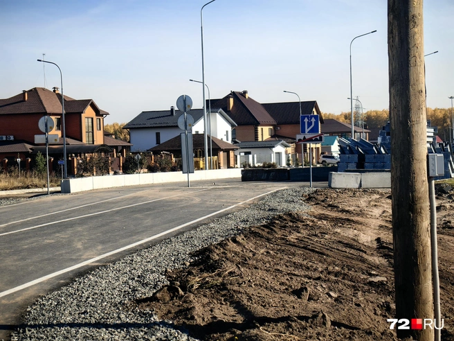На развязку не заехать. Там стоят блоки посерьезнее  | Источник: Павел Красоткин / 72.RU 