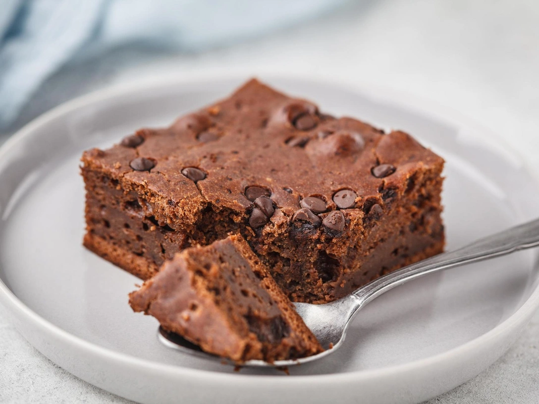 Получится с первого раза: самый простой и вкусный рецепт брауни, который поразит вас своим вкусом | marieclaire.ru