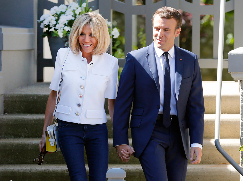 Эммануэль и Брижит Макрон в Ле-Туке, 11 июня 2017 года | marieclaire.ru