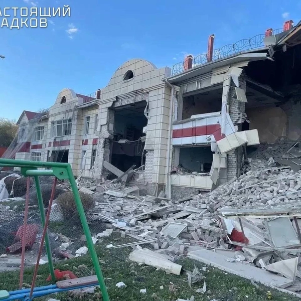 Фото с места атаки | Источник: Вячеслав Гладков / max.ru