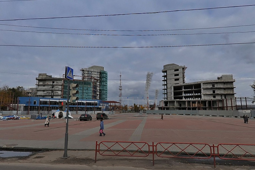 В 2010 году башни на площади Труда еще не были проблемным долгостроем | Источник: Яндекс.Карты