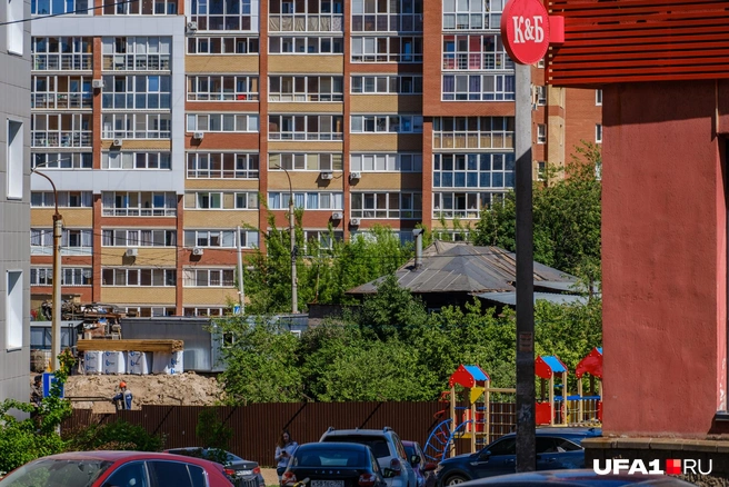 Уфимские контрасты во всей красе | Источник: Булат Салихов / UFA1.RU