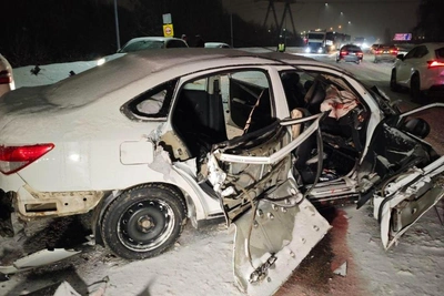 Drunk men in fatal crash near Yekaterinburg, alcohol bottle found