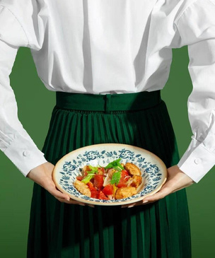 Рецепт дня: традиционный тосканский салат «Панцанелла»