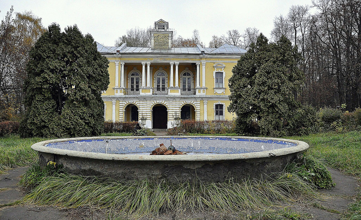 Обители духов: 7 самых жутких домов с привидениями в России
