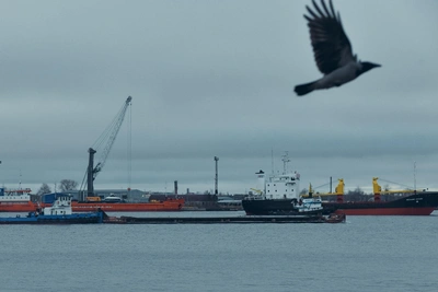 Понтонную переправу на Сульфат в Архангельске открыли