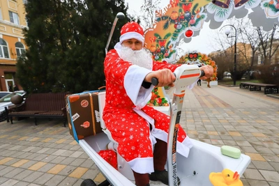 Newsroom Shares Memories of Realizing Father Frost Isn't Real