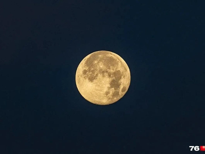 Время наблюдения суперлуния в Ярославле | Источник: Кирилл Поверинов / 76.RU