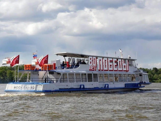 Теплоход оформят в общей стилистике 80-летия Победы | Источник: департамент культуры администрации города Омска