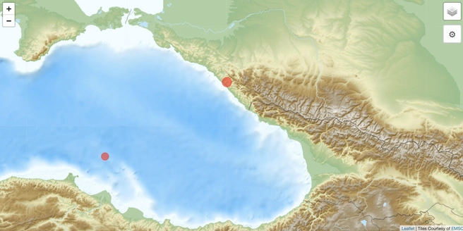 Эпицентр находился между Сочи и Лазаревским | Источник: emsc-csem.org