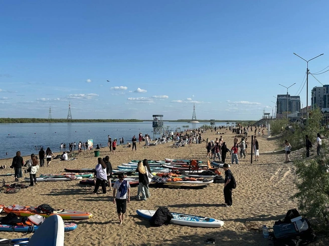 Городской пляж в Якутске официально открыт | Источник: Илья Константинов / 14.RU