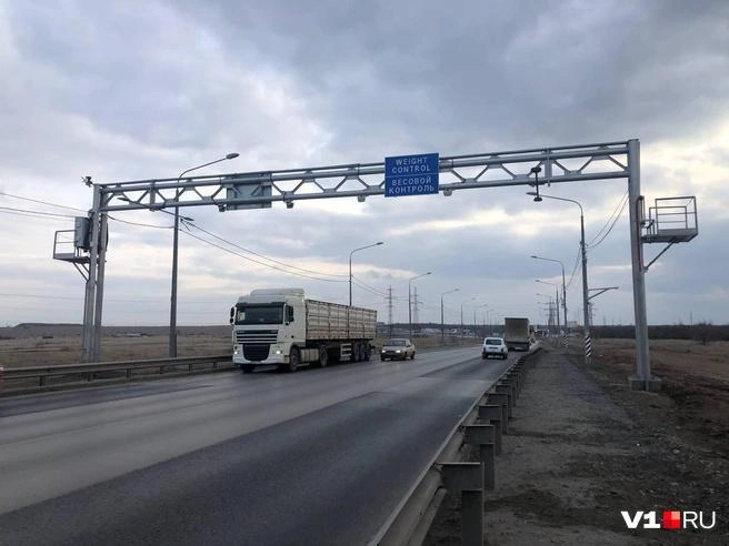 В рамках контракта подрядчик проверит не только работоспособность рамок, но и состояние дороги на подъездах | Источник: читатели V1.RU