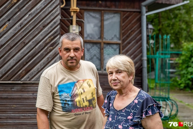 Наталья Александровна с семьей живет в частном доме на Достоевского больше 40 лет  | Источник: Кирилл Поверинов / 76.RU