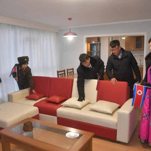 Как выглядят дома в Пхеньяне, построенные для семей солдат, погибших в Курской области. Фото