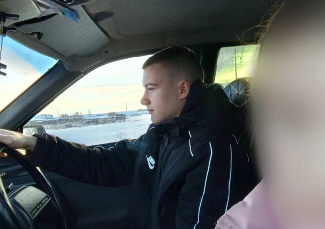 «Десятка» на которой парень угодил в ДТП, была записана на его отца | Источник: соцсети
