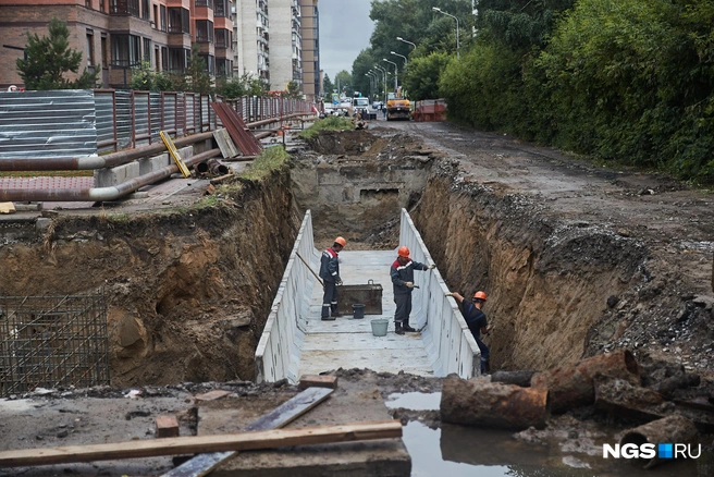 Улицы перекрыли на время ремонта тепловых сетей | Источник: Александр Ощепков / NGS.RU