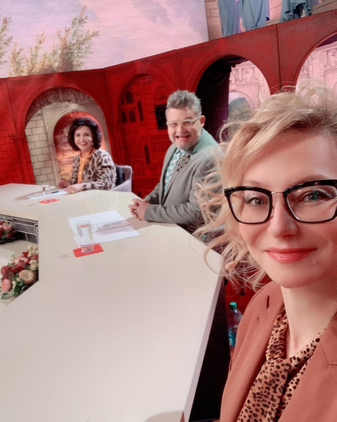 Казачка в строю: Надежда Бабкина вернулась на съемки шоу «Модный приговор»