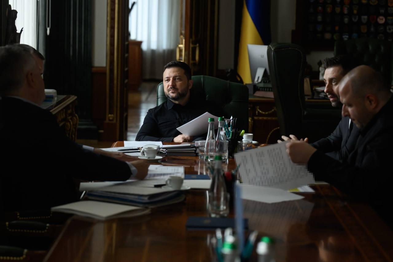 Придется пойти на компромиссы: чем закончились переговоры посланников Трампа с Зеленским в Киеве