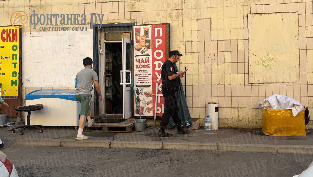 Апрашка, день второй. В центре Петербурга продолжается миграционная «зачистка»