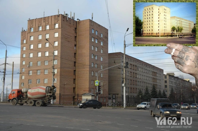 Перекресток улицы Каширина и Первомайского проспекта
