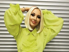 «Лимфоузлы впитали гель, как губка»: Кудрявцева страдает от жутких последствий увеличения груди