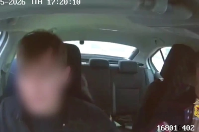 В Чите инспекторы ДПС стреляли по колёсам Subaru