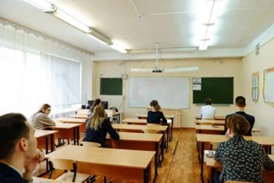 Амурские выпускники написали ЕГЭ по биологии, географии и иностранным языкам
