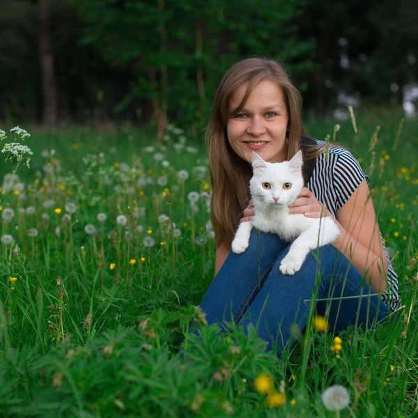 Как живет самая популярная кошка в России: 20 фото, которые вызывают зависть | Источник: личный архив