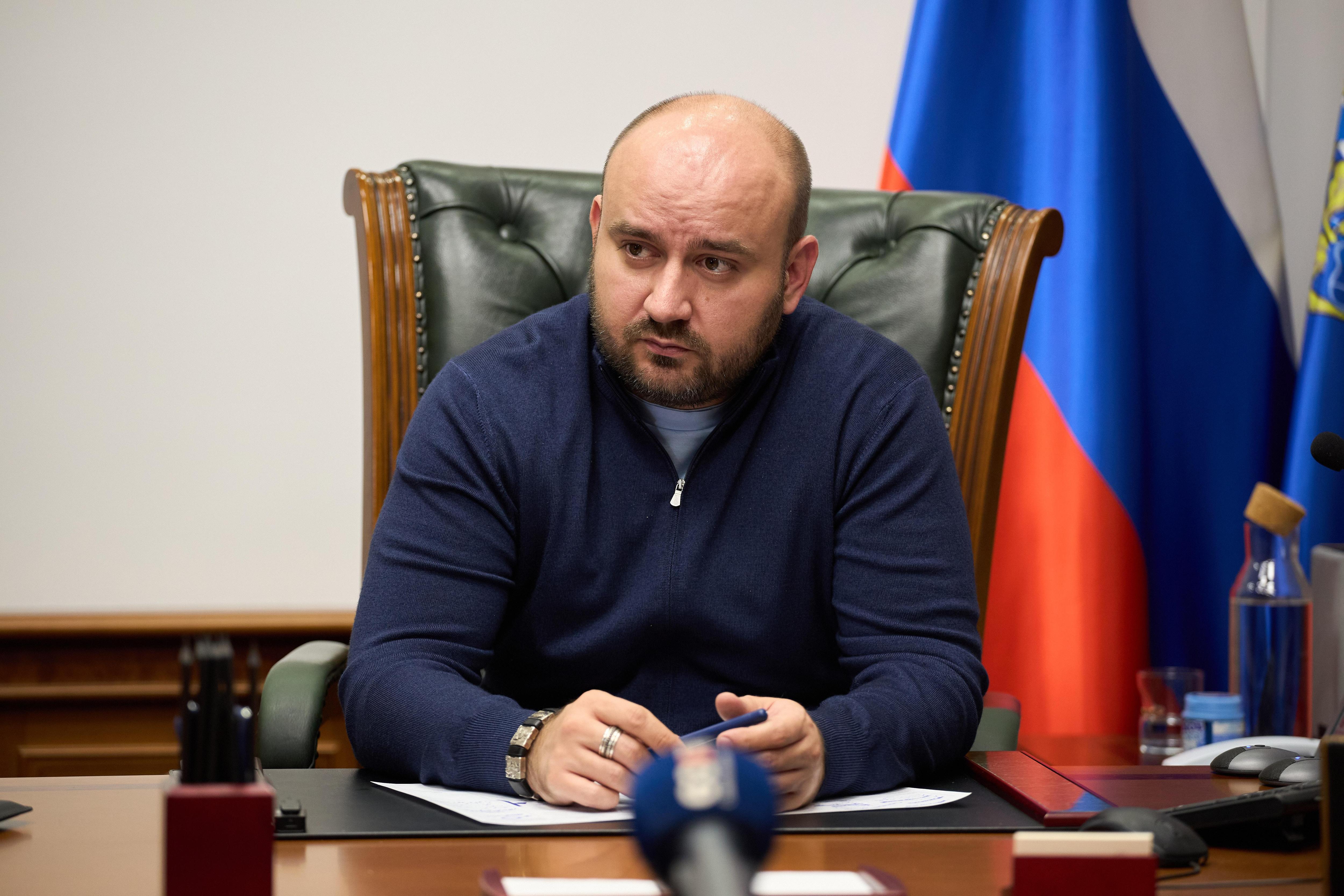 Федорищев велел отменить решение о назначении нового главы Кировского района