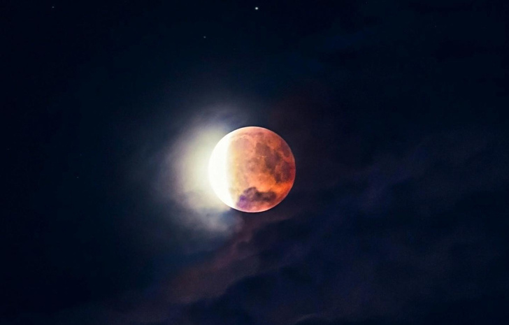 Прогноз на Лунное затмение 25 марта 2024: что можно и нельзя делать в этот день