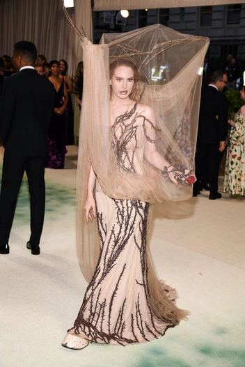 Лана Дель Рей на Met Gala, 6 мая 2024 год
