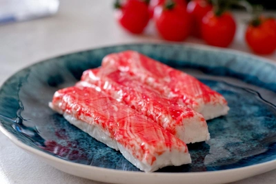 Классический рецепт крабового салата от барнаульской хозяйки