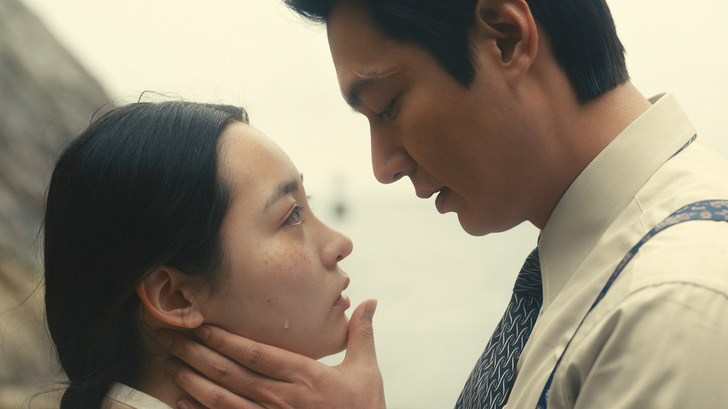 Выглядит не секси: Ли Мин Хо в откровенных сценах дорамы «Патинко» заменил дублер? 😬