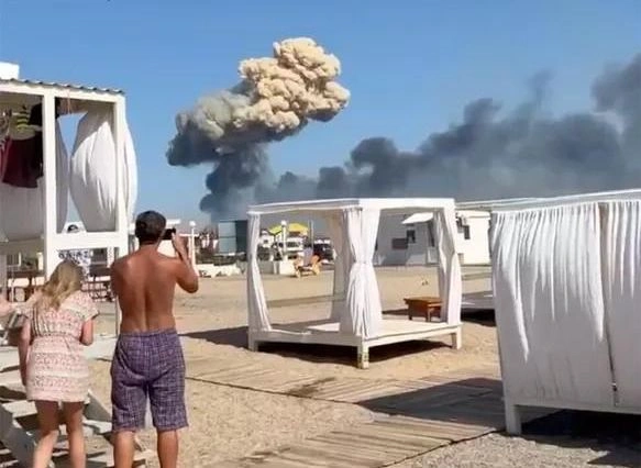Пентагон: взрывы в Крыму произошли из-за обстрела ВСУ | ya62.ru