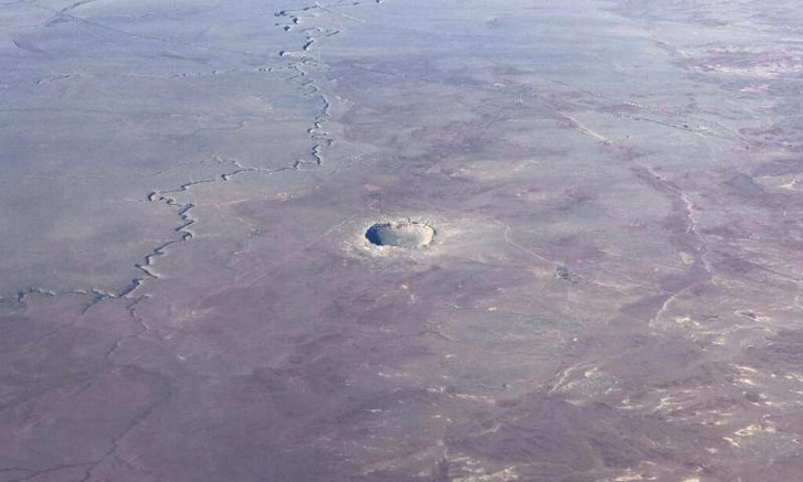 Найден старейший метеоритный кратер на Земле